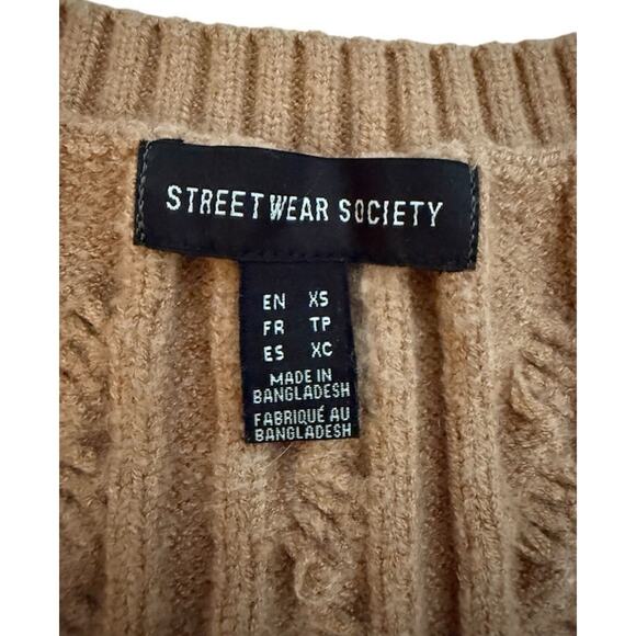 Street Wear Society Cable knit Sweater Vest XS Tan V-Neck Cropped Preppy Core - Picture 5 of 6